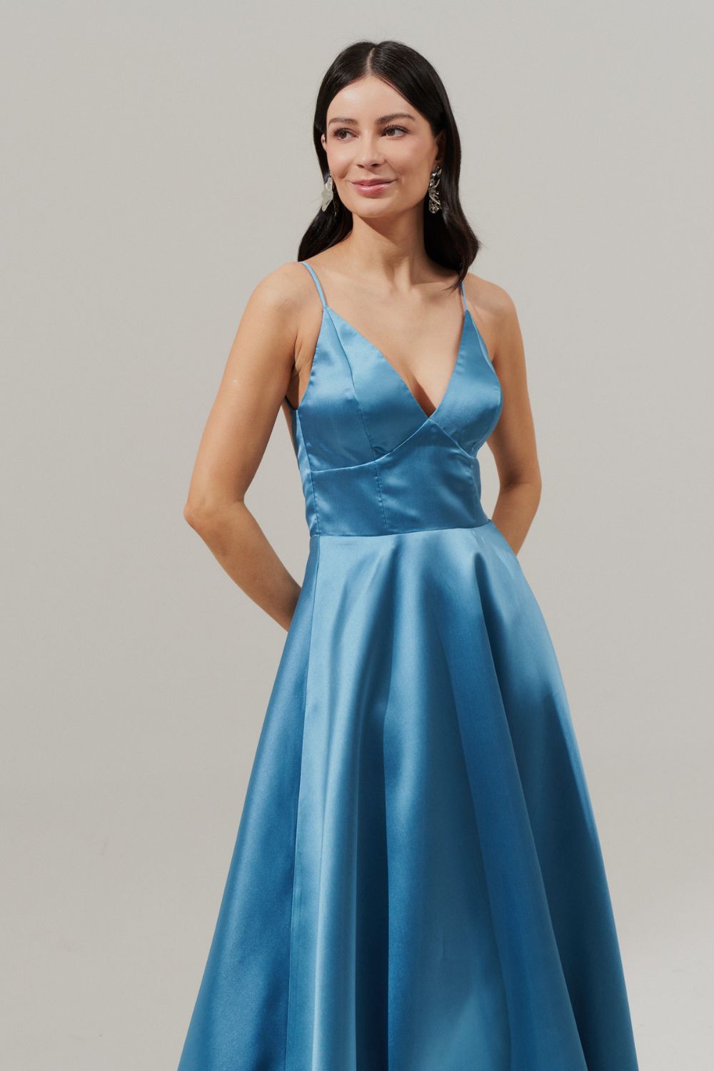 Vestido Longo com Decote V e Alça Fina - Atlanta Azul
