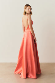 Vestido Longo com Decote V e Alça Fina - Atlanta Coral