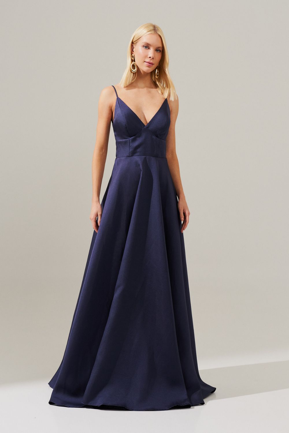 Vestido Longo com Decote V e Alça Fina - Atlanta Marinho