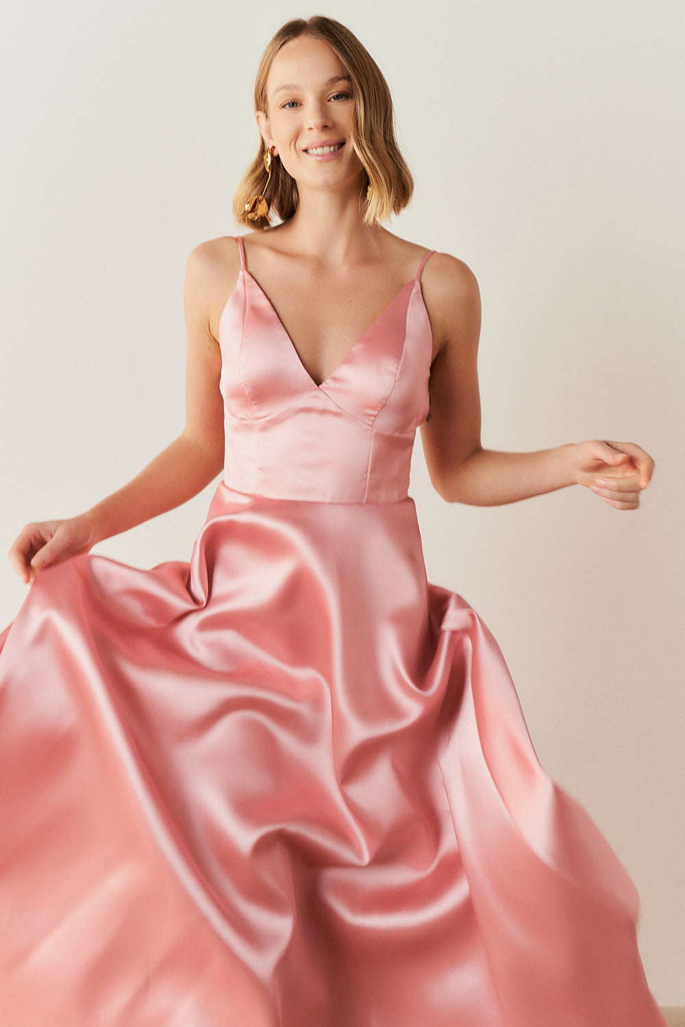 Vestido Longo com Decote V e Alça Fina - Atlanta Rosa