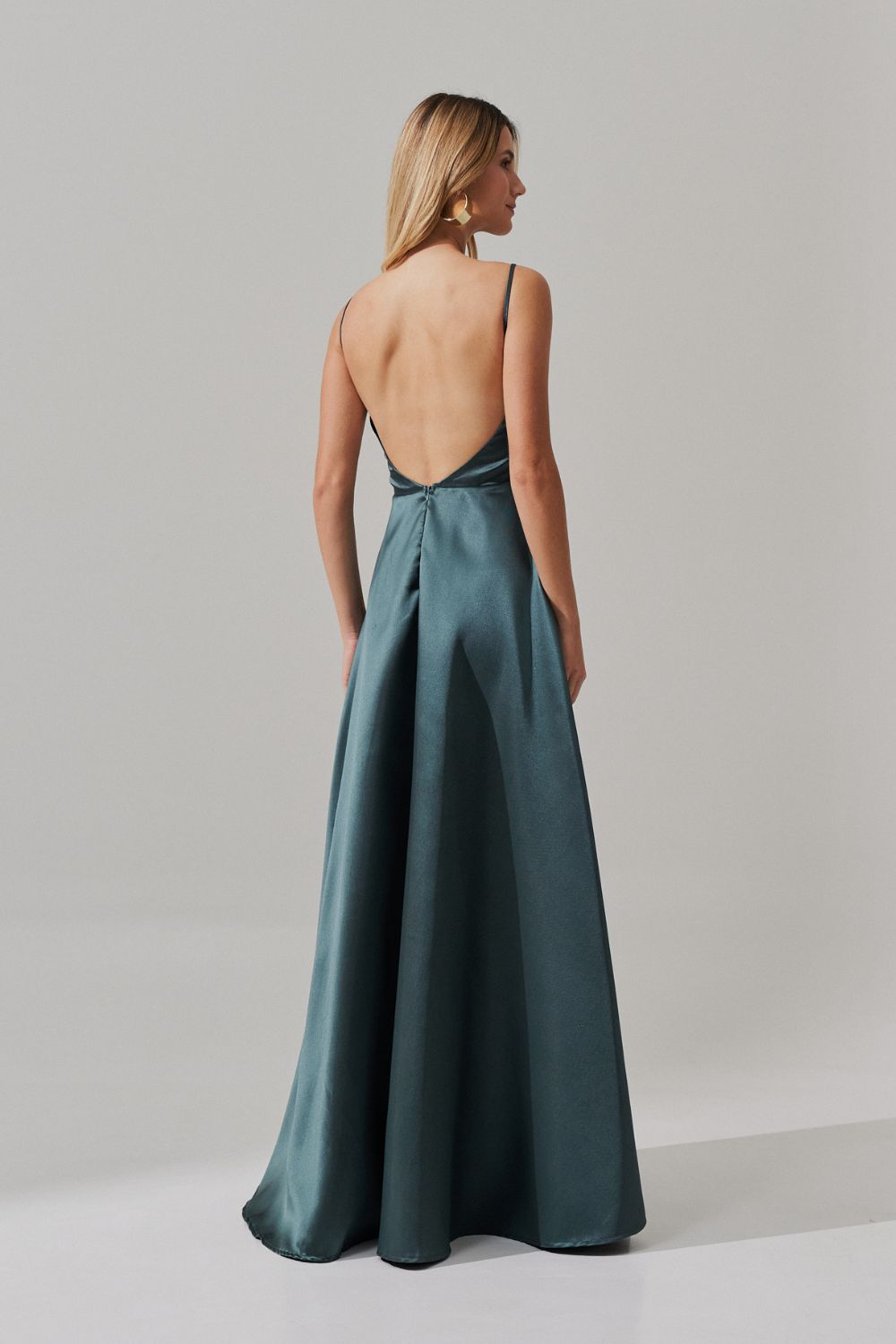Vestido Longo com Decote V e Alça Fina - Atlanta Verde Gray