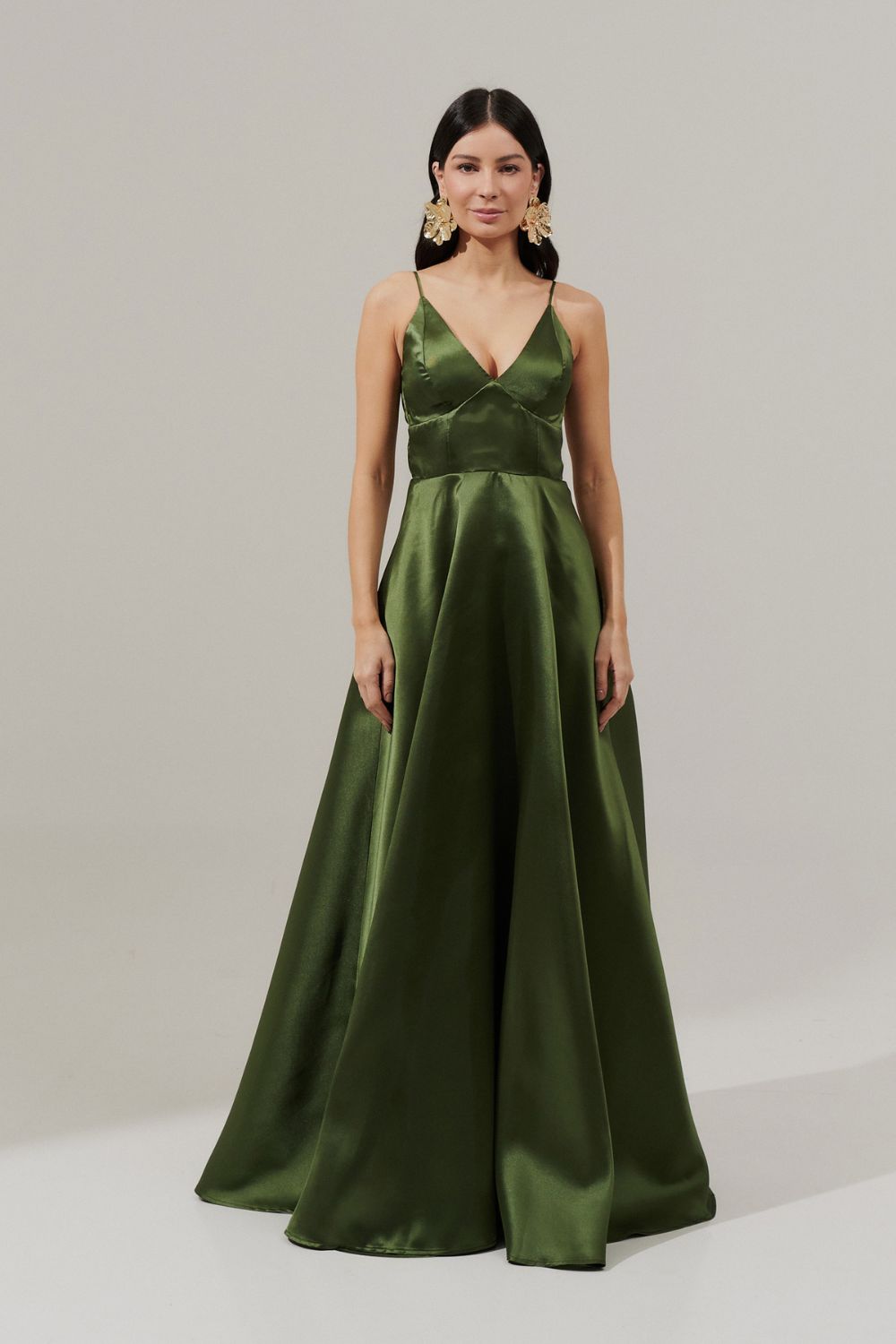 Vestido Longo com Decote V e Alça Fina - Atlanta Verde Oliva