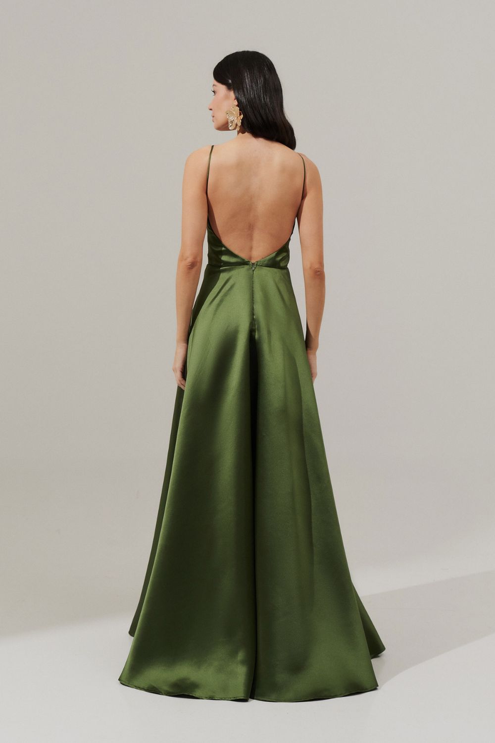 Vestido Longo com Decote V e Alça Fina - Atlanta Verde Oliva