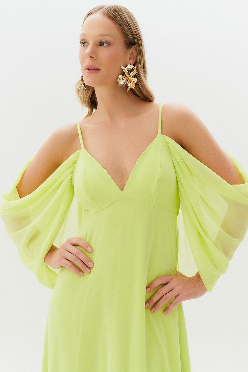 Vestido Longo com Decote V e Manga Caída - Argentina Verde Lima