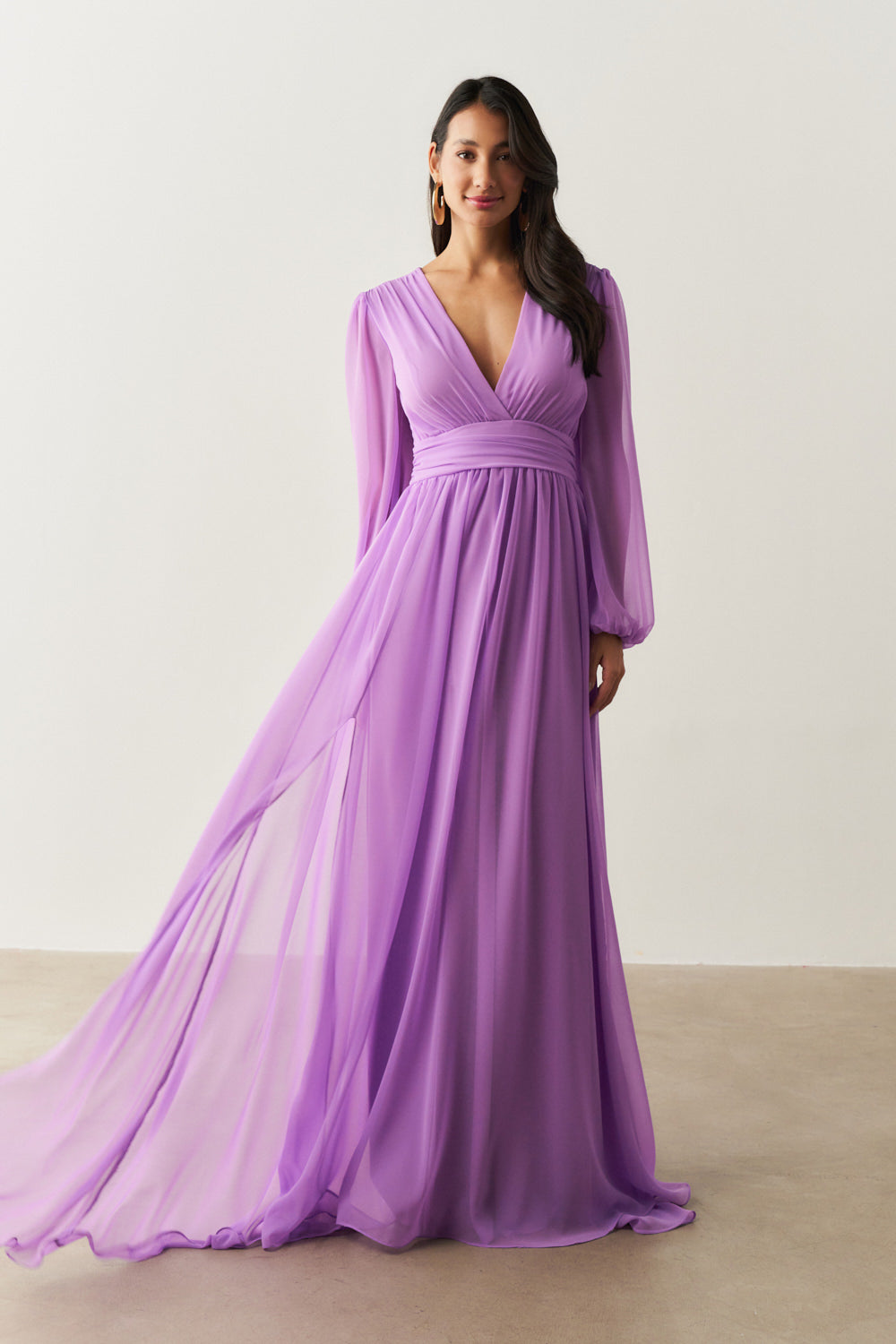 Vestido Longo com Decote V, Manga Longa e Fenda Lateral - Fabíola II Lilás | Lavanda