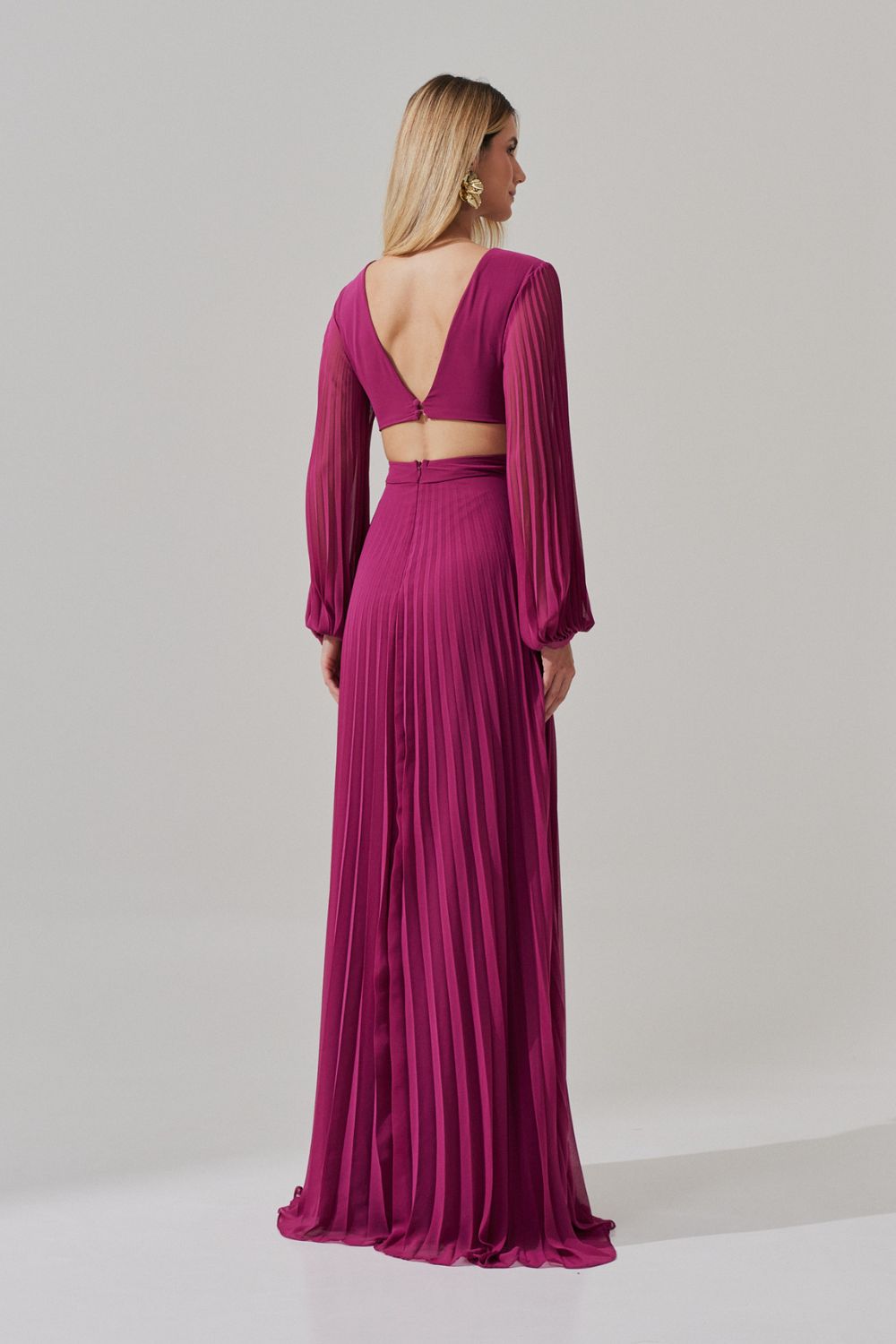 Vestido Longo com Decote V, Manga Longa e Saia Plissada - Bene Fúcsia