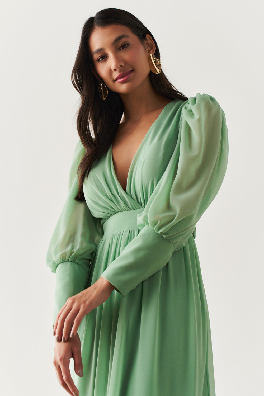 Vestido Longo  com Decote V, Mangas Bufantes e Abertura nas Costas - Belize Menta