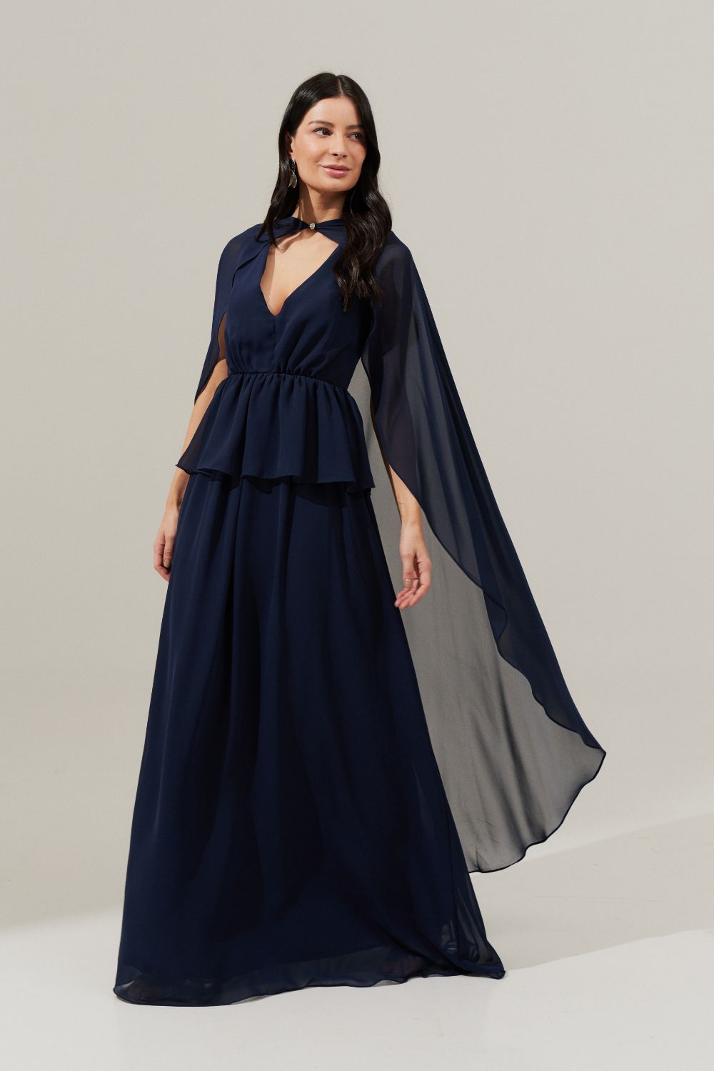 Vestido Longo com Decote V, Saia Fluida e Capa Removível - Carmelo Azul Marinho