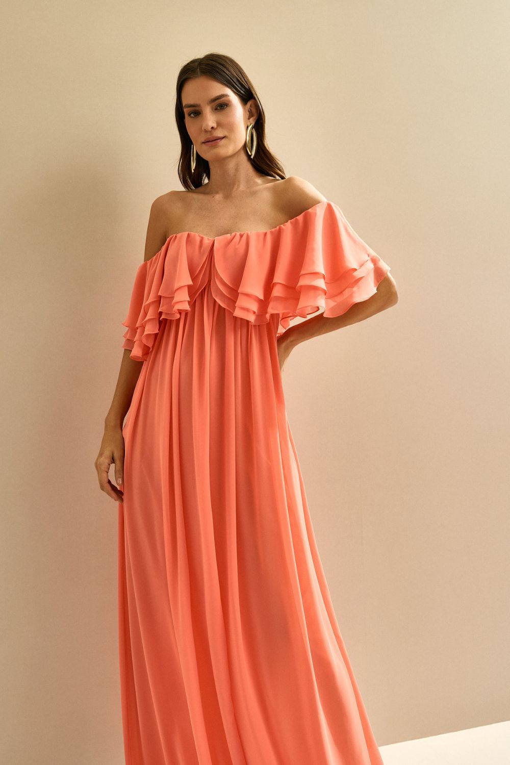 Vestido Longo com Mangas Ombro a Ombro e Babados - Himalaia Coral