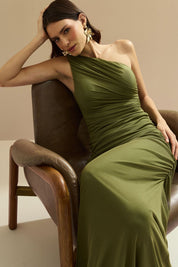Vestido Longo com Ombro Único e Franzidos - Lugano Oliva