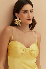 Vestido Longo de Cetim com Decote Coração Franzido - Croácia Amarelo