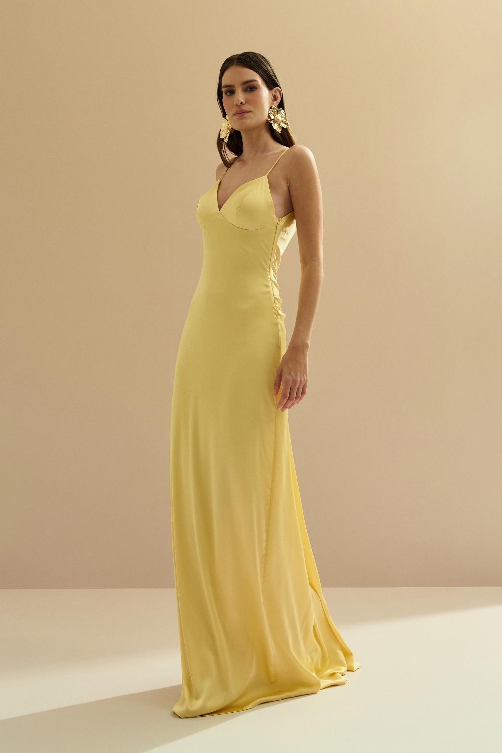 Vestido Longo de Cetim com Decote e Pregas nas Costas - Chile Amarelo Manteiga