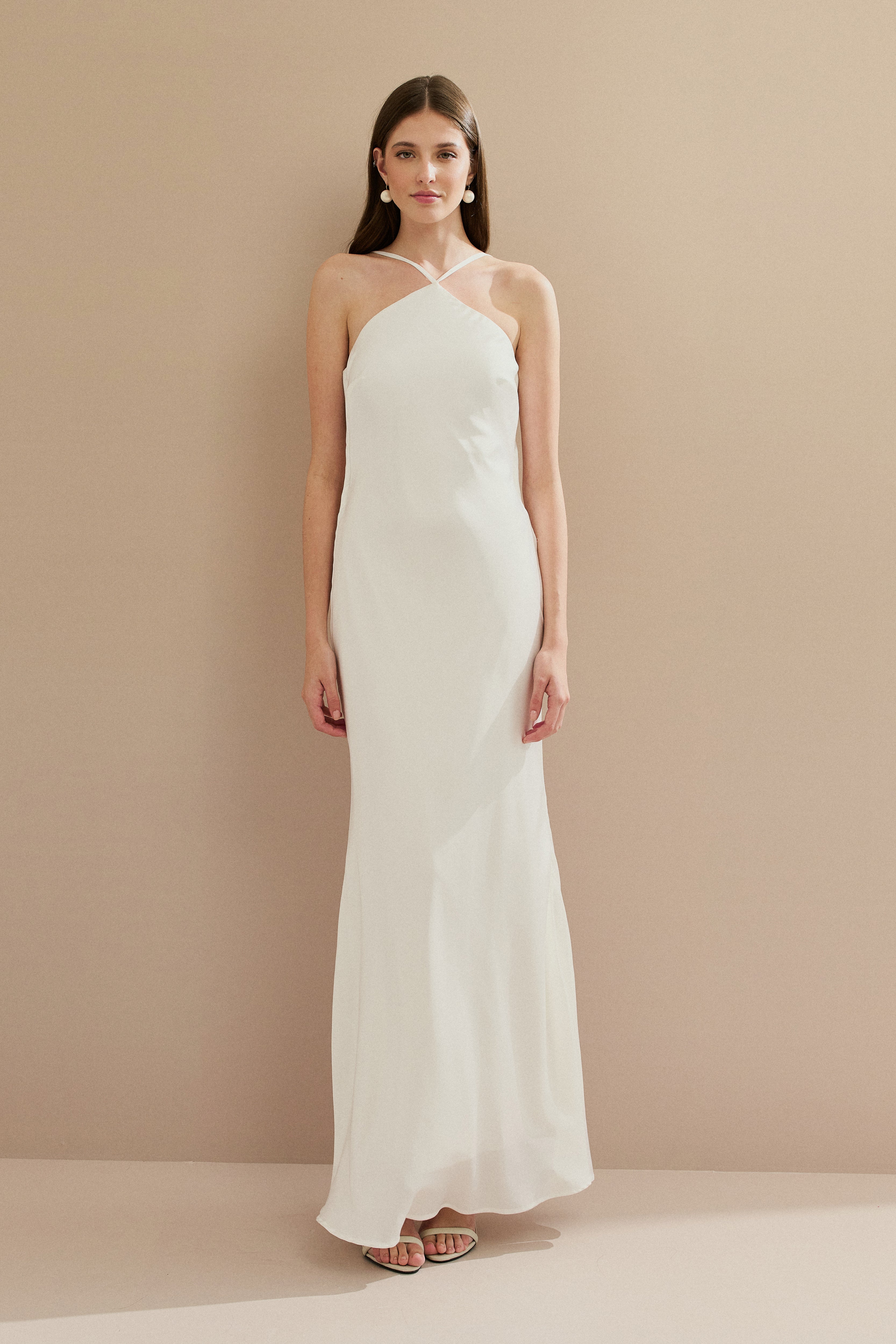 Vestido Long Midi de Cetim com Decote Triangular e Amarração nas Costas - Capri Off White