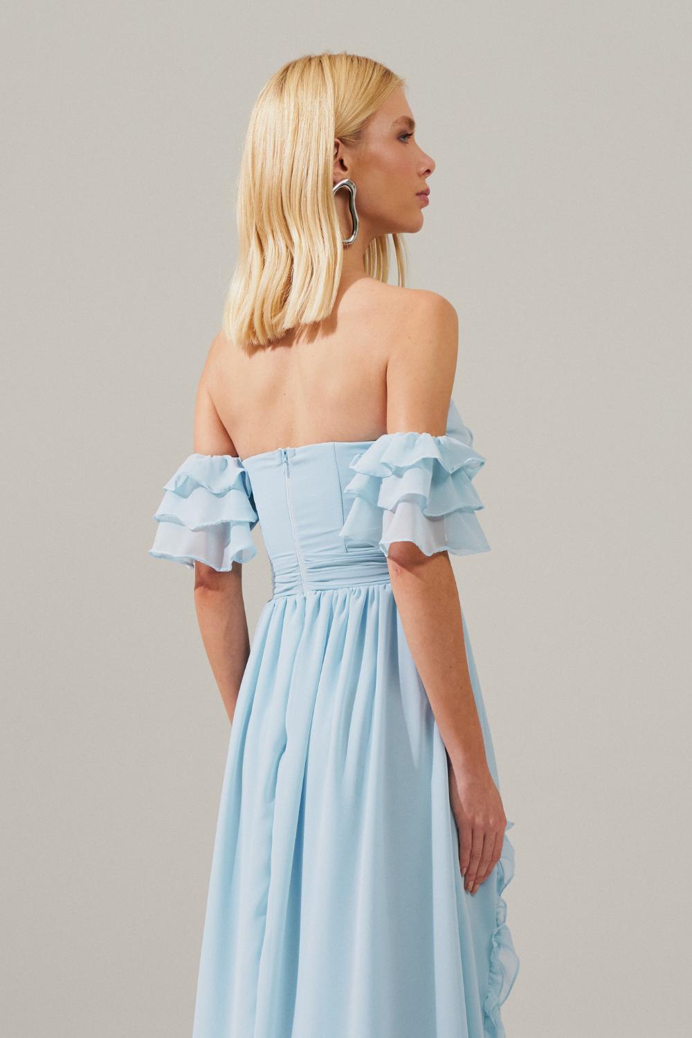 Vestido Longo de Chiffon com Decote em V e Mangas Ombro a Ombro de Babados, Saia Estilo Princesa com Recortes e Babados - Minsk Serenity