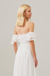 Vestido Longo de Chiffon com Decote em V e Mangas Ombro a Ombro de Babados, Saia Estilo Princesa com Recortes e Babados - Minsk Off White