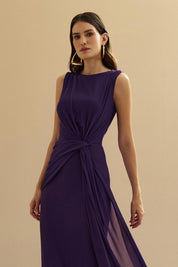 Vestido Longo de Tule com Decote Alto e Canoa, Shape Sereia e Detalhe Franzido com Cauda Frontal - Nalu Roxo