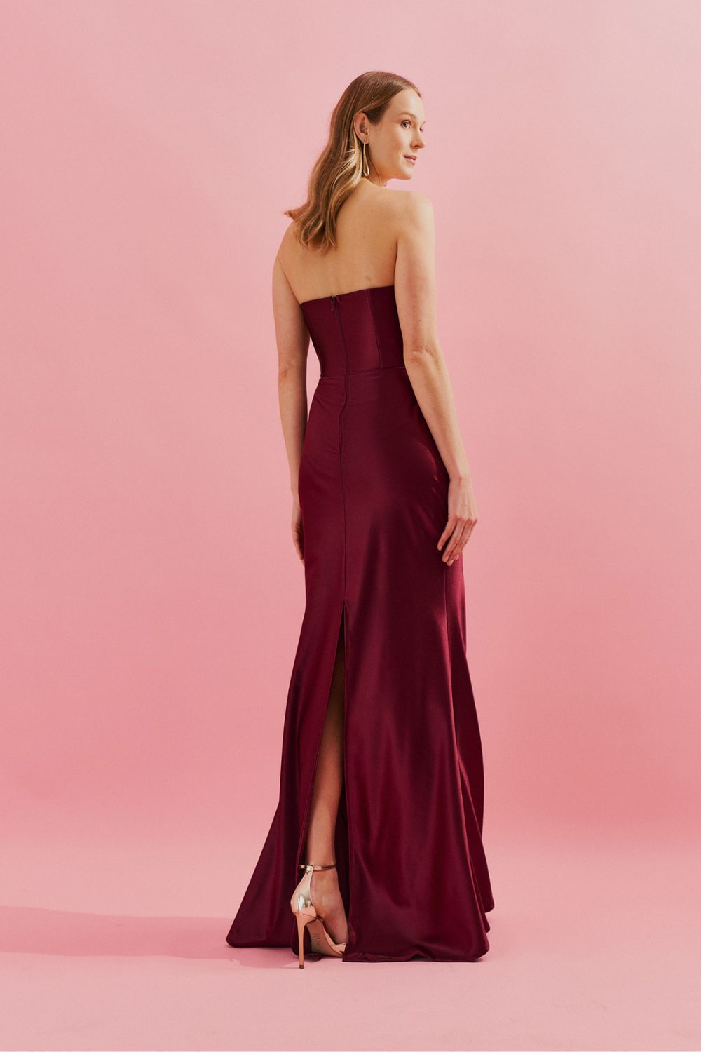 Vestido Longo sem Alça com Cintura Marcada e Saia Sereia - Coimbra Marsala