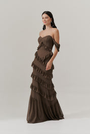 Vestido Longo Decote Coração com Recortes de Babado - Mendoza Mocha | Marrom