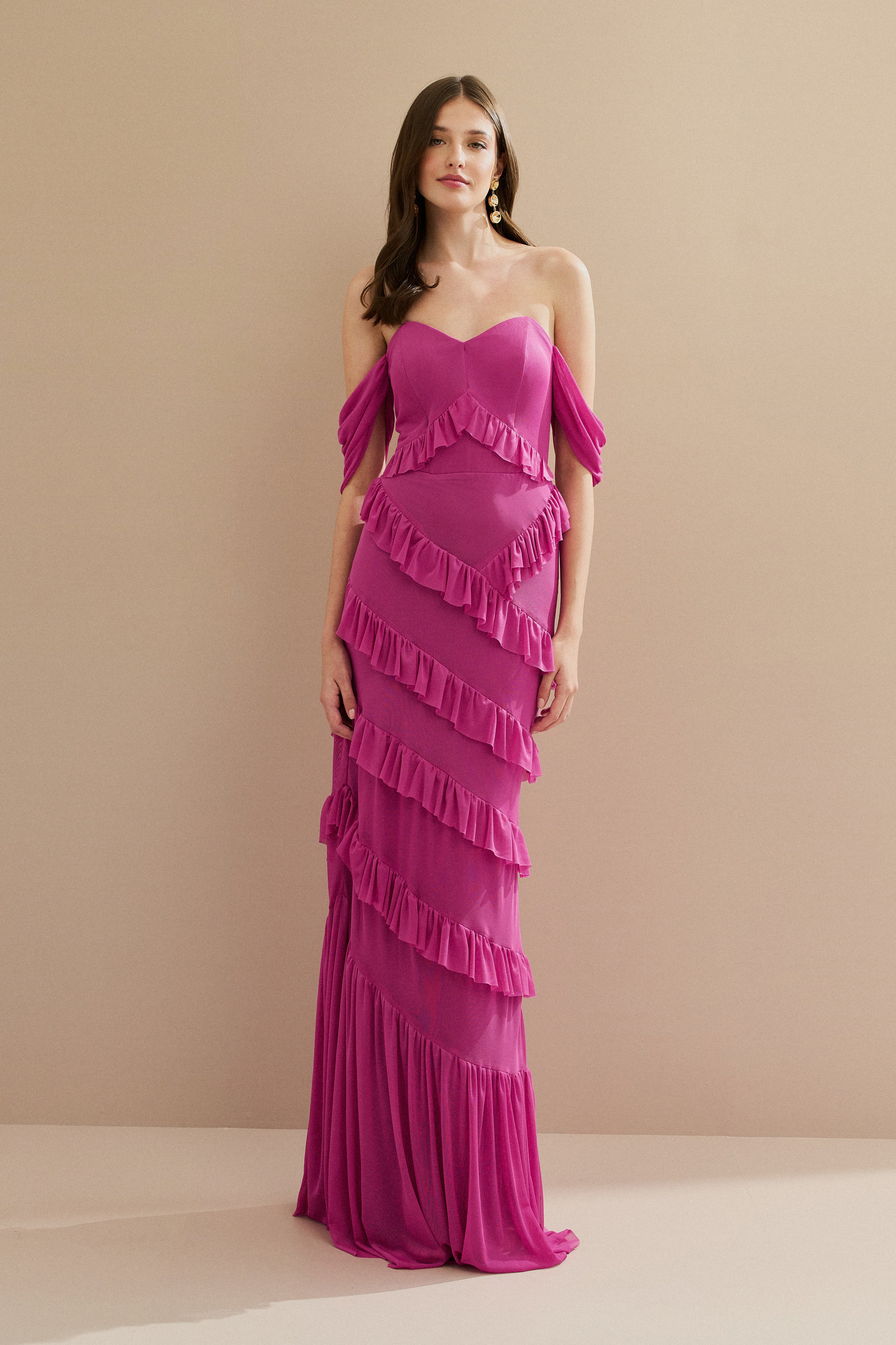 Vestido Longo em Tule com Decote Coração e Recortes de Babado - Mendoza Rosa Pink