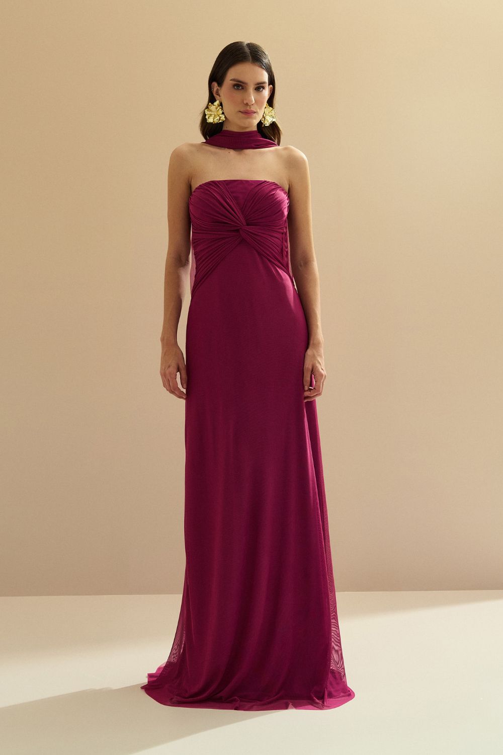 Vestido Longo Decote Reto com Torção e Echarpe - Fiora Fúcsia