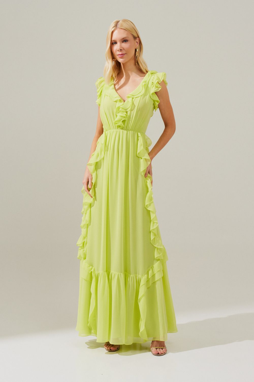 Vestido Longo Decote V com Babados no Decote, Manga e Saia - Bruma Lima