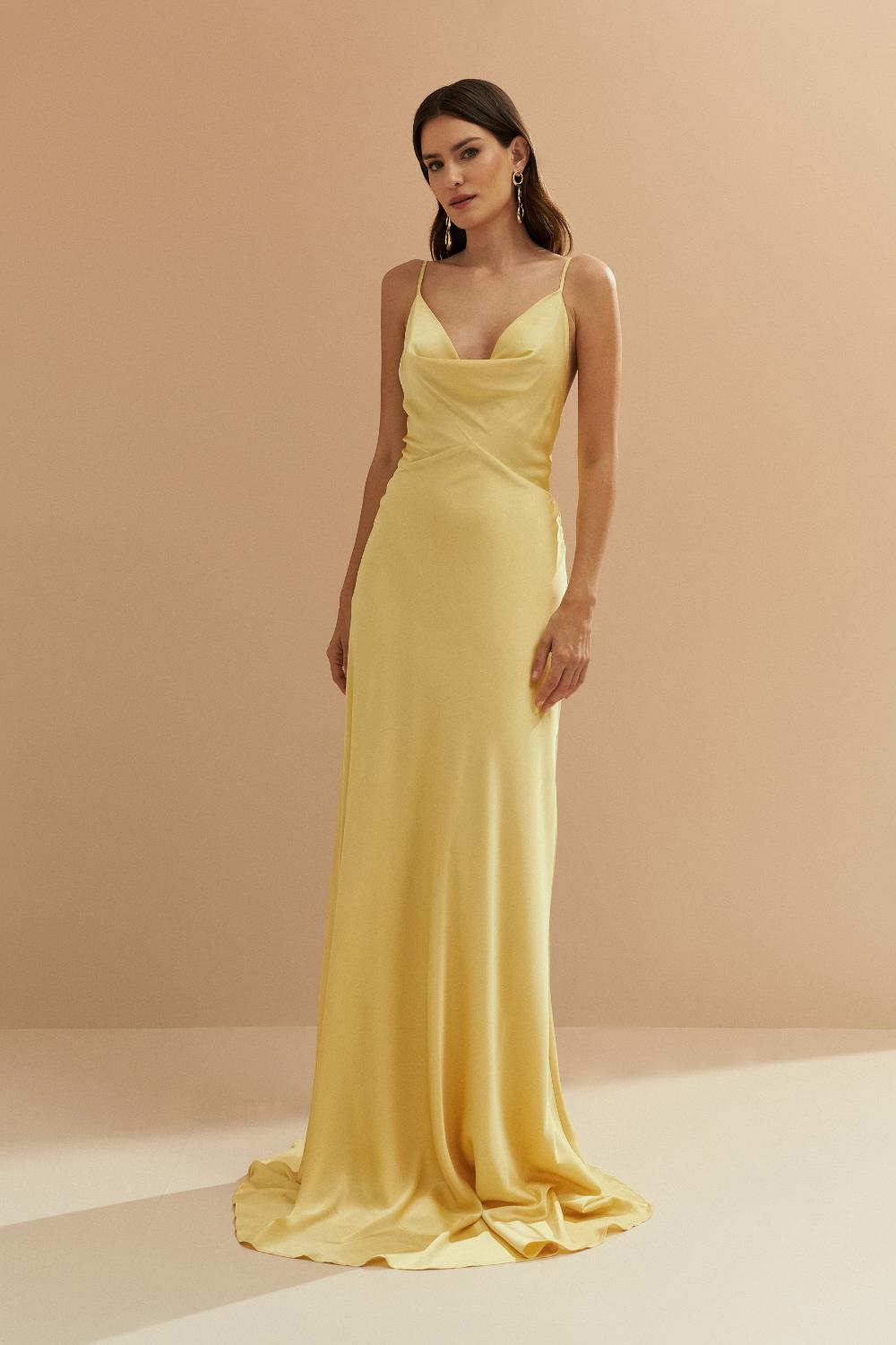 Vestido Longo em Cetim com Decote Degagê com Alças Finas e Amarração nas Costas - Líbano Amarelo