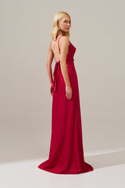 Vestido Longo em Cetim com Decote Degagê com Alças Finas e Amarração nas Costas - Líbano Vermelho