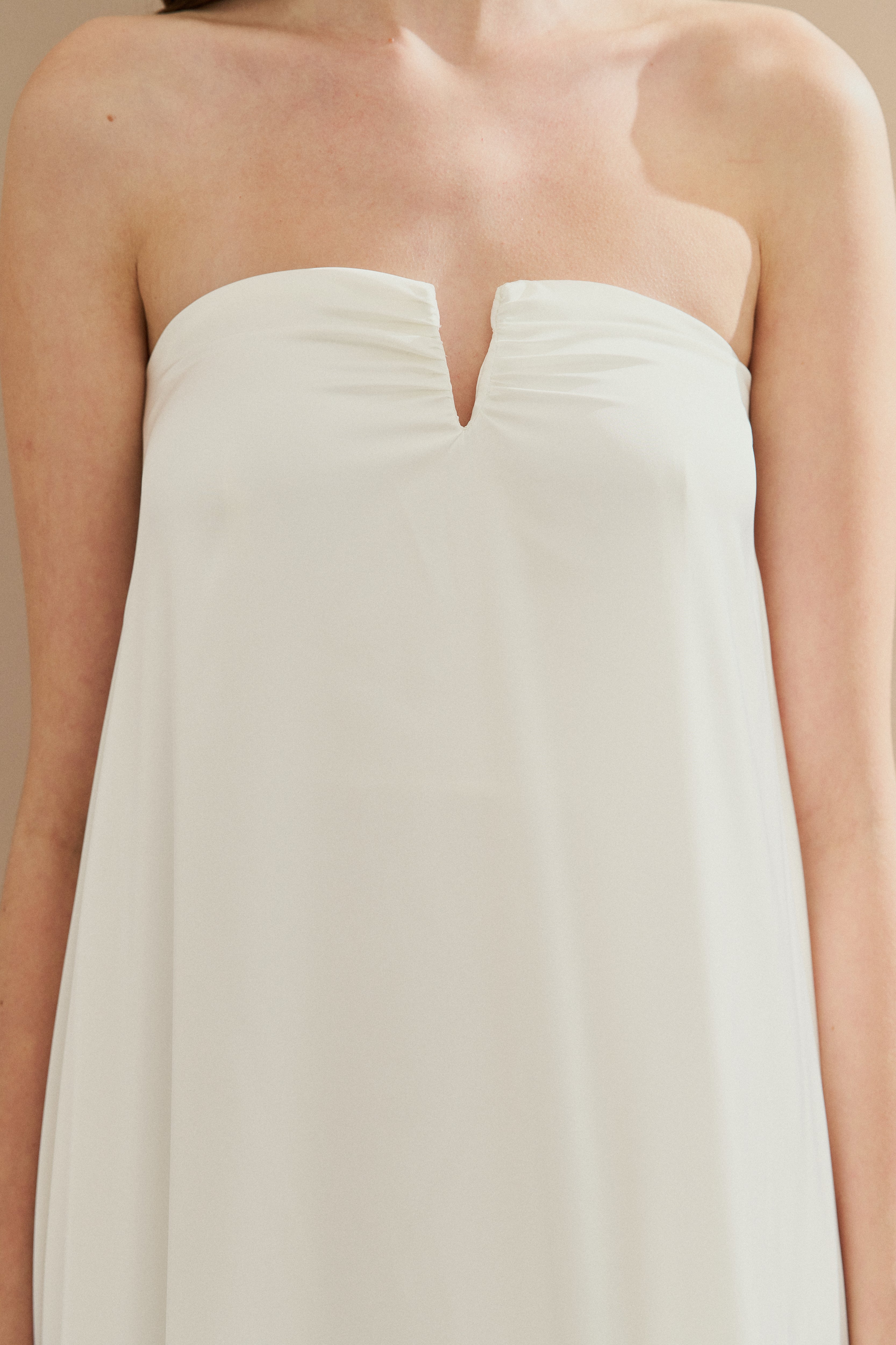 Vestido Longo sem Alças com Decote em V - São Paulo Off White