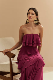 Vestido Longo em Chiffon com Decote Reto sem Alças e Babados Assimétricos - Sorrento Fúcsia