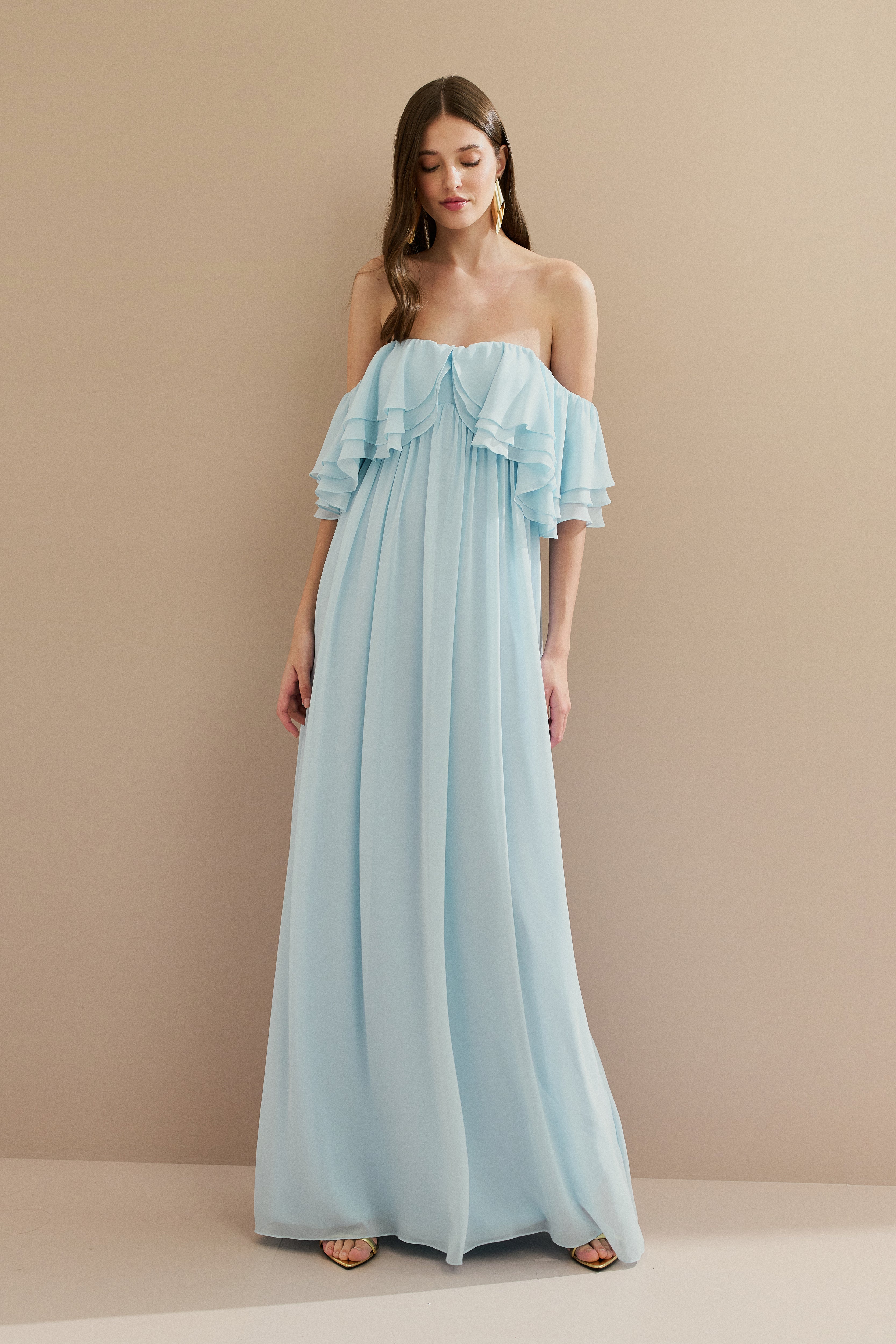 vestido_longo_em_chiffon_com_mangas_ombro_a_ombro_e_babados_himalaia_azul_serenity2.jpg