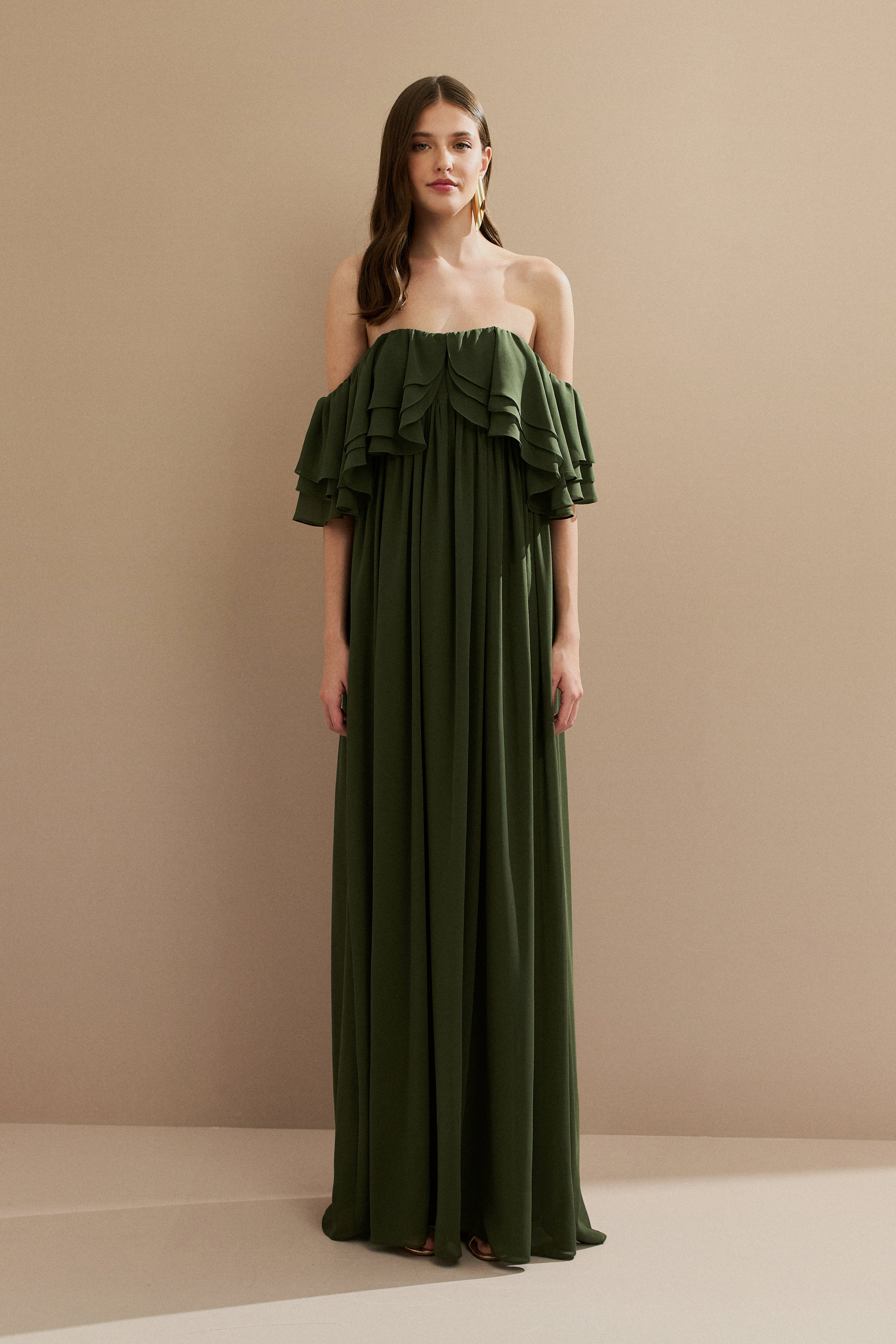 Vestido Longo em Chiffon com Mangas Ombro a Ombro e Babados - Himalaia Verde Oliva