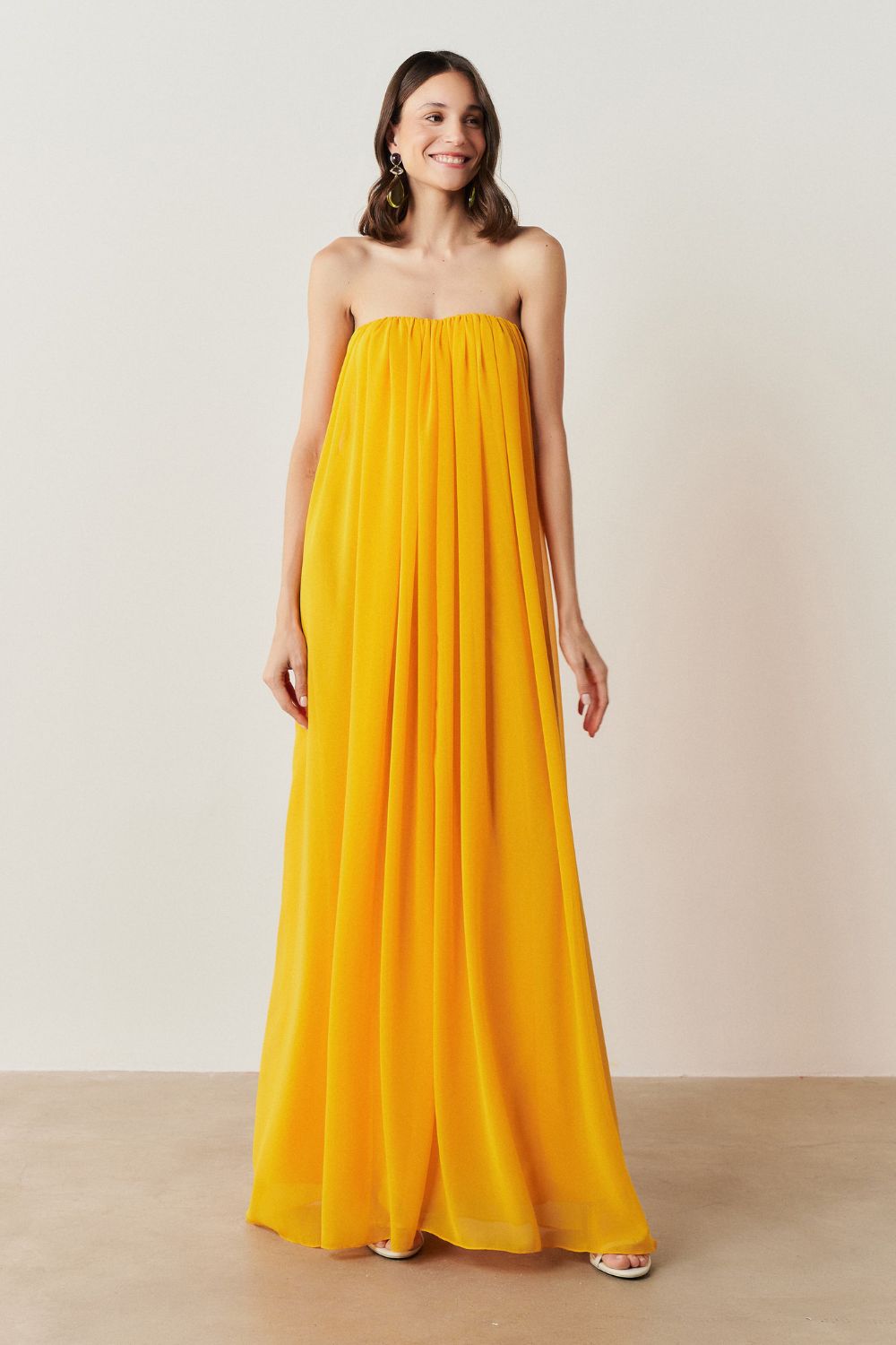 Vestido Longo em Chiffon sem Alça - Líbia Amarelo Manga