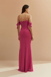 Vestido Longo em Tule Estilo Sereia, Manga Ombro a Ombro, Cintura Marcada com Barbatanas - Tuam Pink