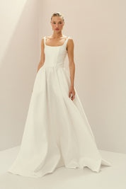 Vestido Longo em Zibeline com Decote Quadrado, Recorte nas Costas e Saia Ampla - Austria Off White