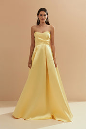 Vestido Longo com Decote Semi Coração, Alça Removível e Pregas na Saia e Busto - Santorini Amarelo