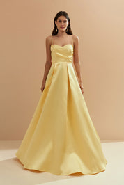 Vestido Longo com Decote Semi Coração, Alça Removível e Pregas na Saia e Busto - Santorini Amarelo