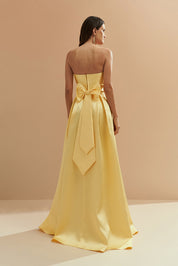 Vestido Longo com Decote Semi Coração, Alça Removível e Pregas na Saia e Busto - Santorini Amarelo