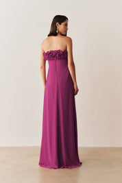 Vestido Longo sem Alça em Chiffon com Babados no Decote e Calda Frontal - Armênia Fúcsia