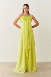 Vestido Longo sem Alça em Chiffon com Babados no Decote e Calda Frontal - Armênia Lima
