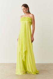 Vestido Longo sem Alça em Chiffon com Babados no Decote e Calda Frontal - Armênia Lima